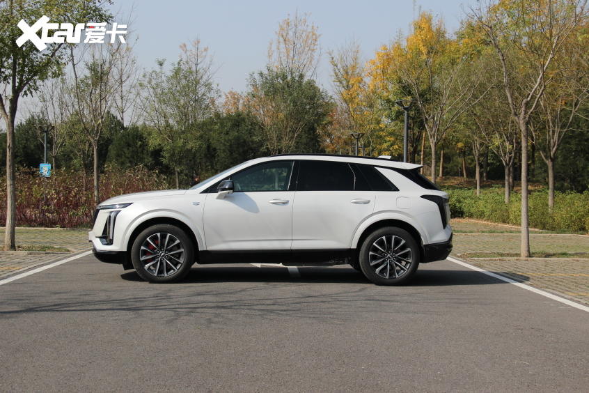 凯迪拉克XT5
