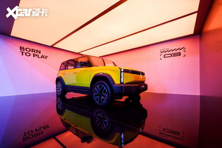 iCAR 03T